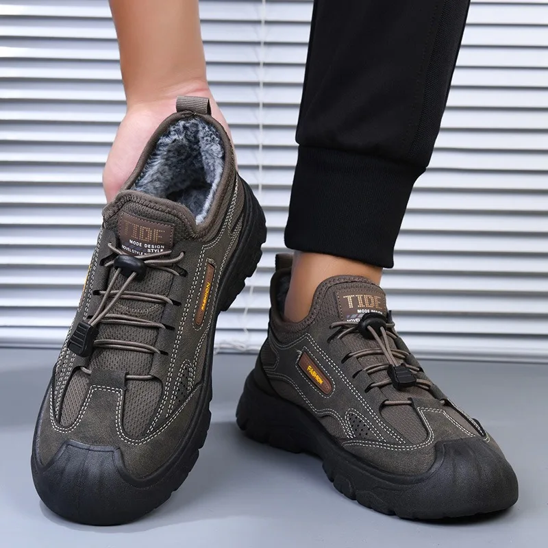 Running Shoes Men - รองเท้าบูทกันหิมะสำหรับผู้ชายรุ่นใหม่ฤดูหนาว 2026 แฟชั่น ใส่สบาย อบอุ่น บุขนด้านใน