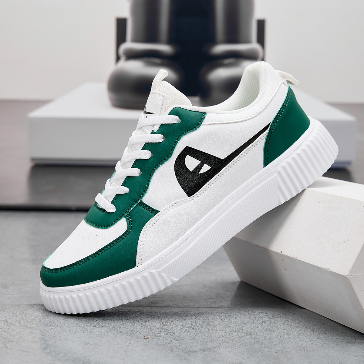 รองเท้าผู้หญิงรองเท้าสเก็ตบอร์ - Running Shoes Men บทวิจารณ์และราคา
